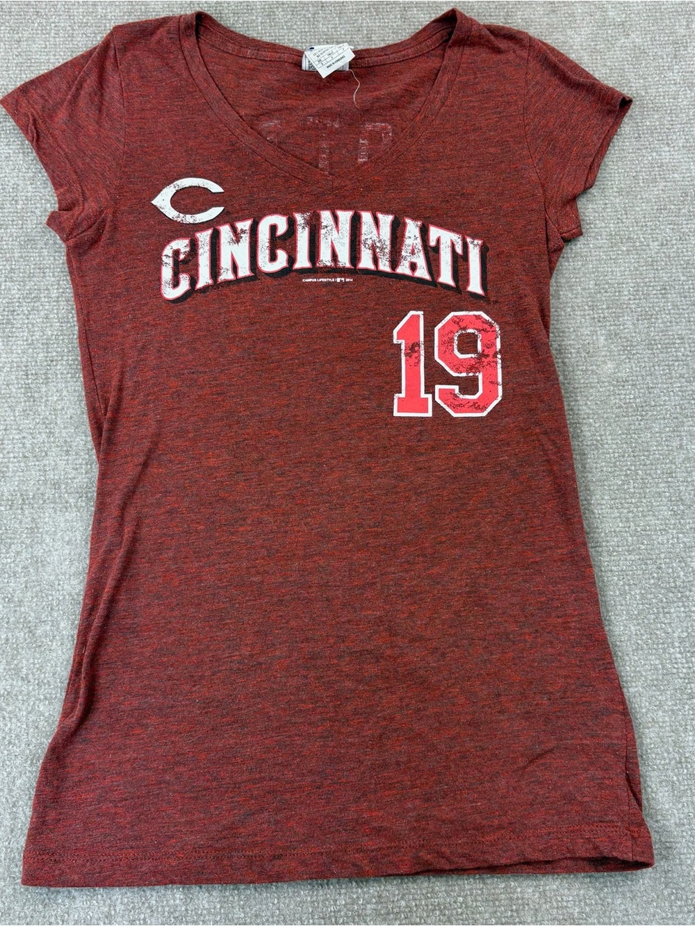 Cincinnati Graphic V-Neck Tee in Heathered Red Joey Votto